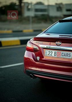 نيسان ألتيما